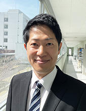 関森 英伸